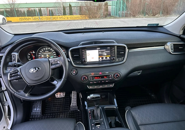 Kia Sorento cena 138000 przebieg: 49900, rok produkcji 2018 z Rzeszów małe 781